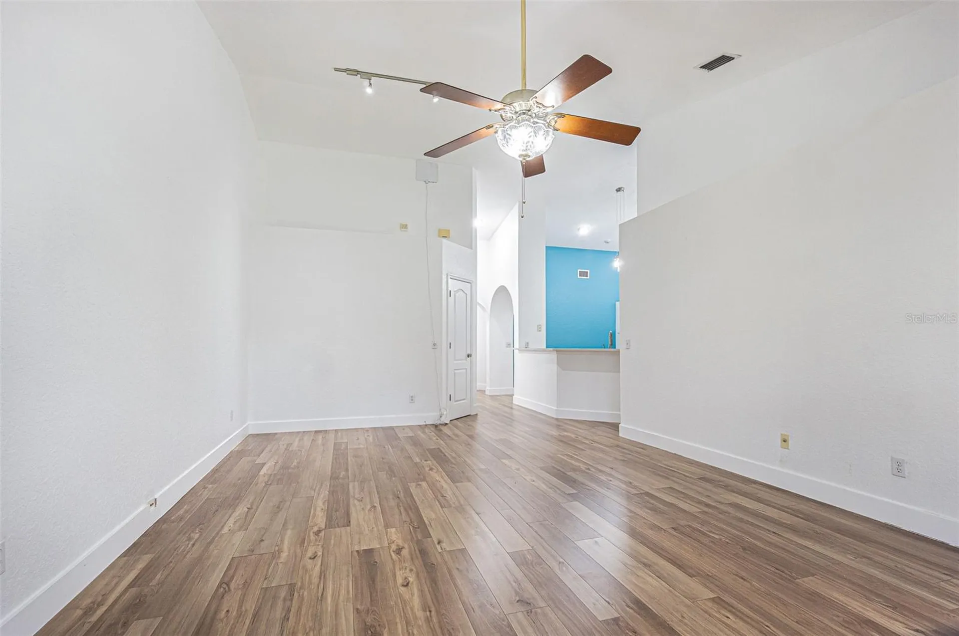 21542 Clubside Loop Lutz FL 33549