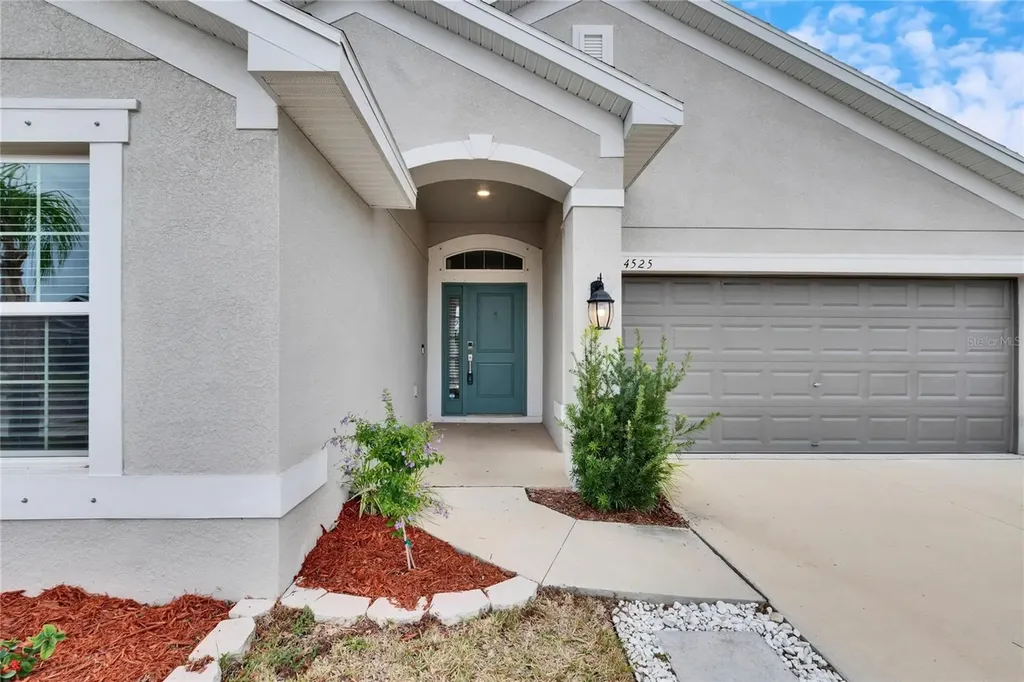 14525 Scottburgh Glen Drive Wimauma FL 33598