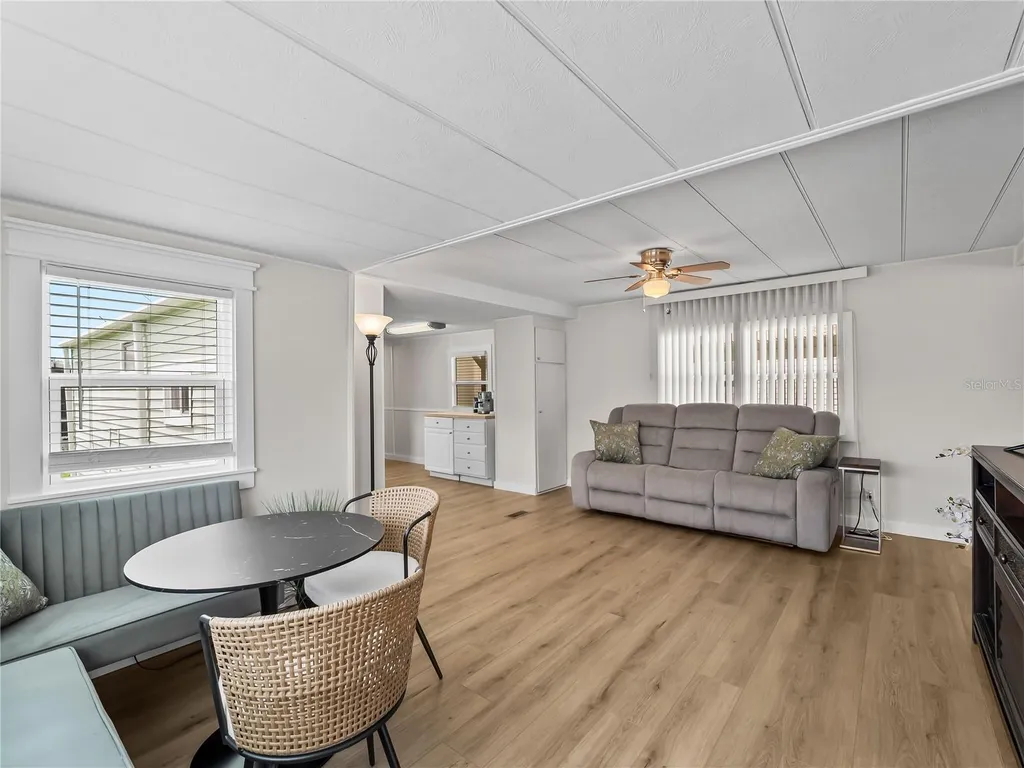 3402 Shingle Oak Terrace Sarasota FL 34237