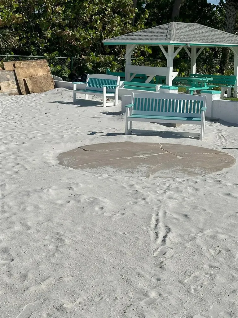 181ST Ave W Redington Shores FL 33708