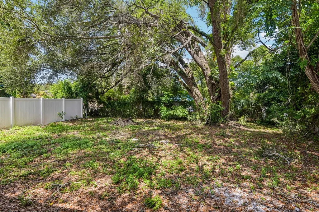 3808 Whittier Street Tampa FL 33619