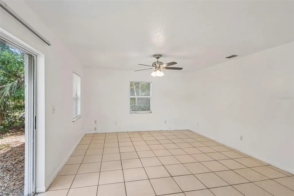 3808 Whittier Street Tampa FL 33619