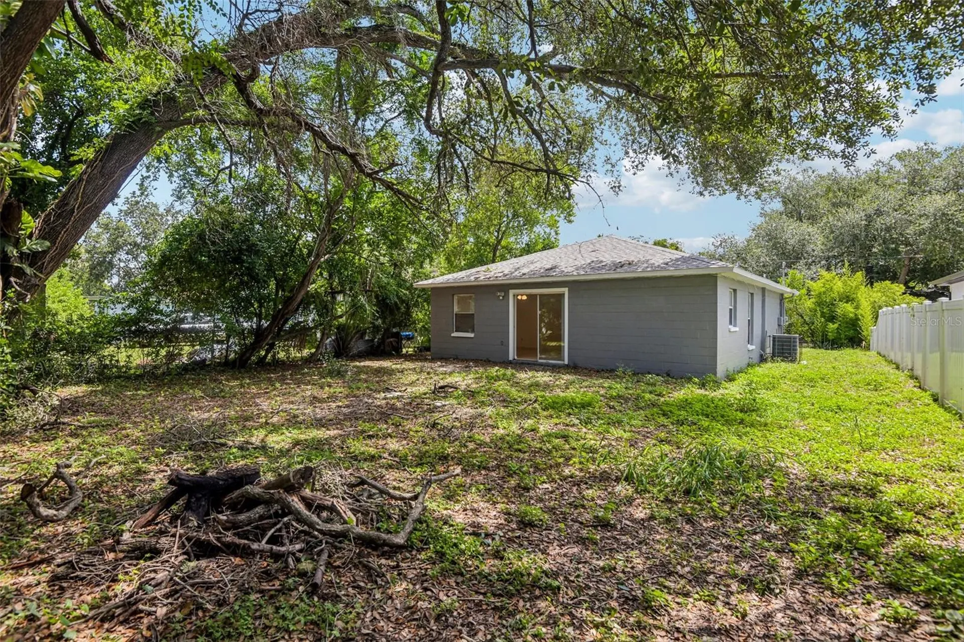 3808 Whittier Street Tampa FL 33619