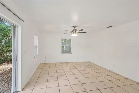 3808 Whittier Street Tampa FL 33619
