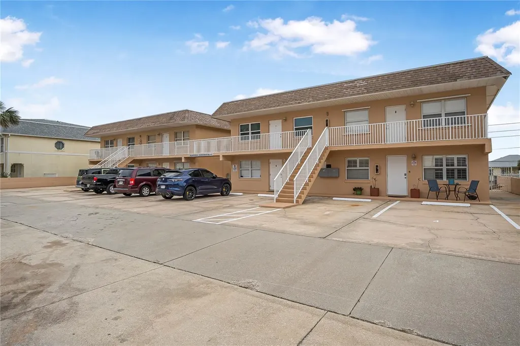3724 S Atlantic Avenue Daytona Beach FL 32118