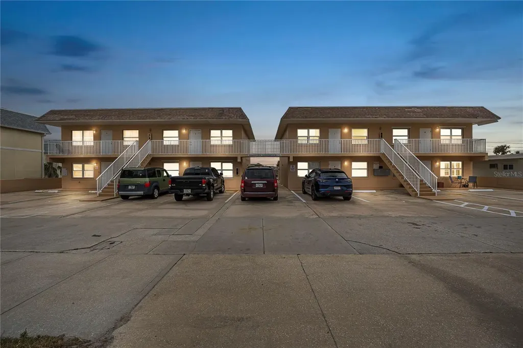 3724 S Atlantic Avenue Daytona Beach FL 32118