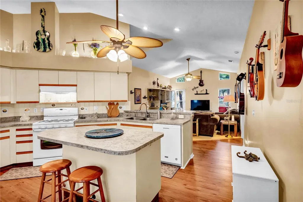 2400 Bent Pine Street Melbourne FL 32935