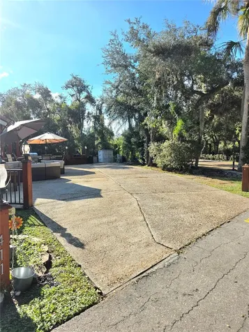 411 Longhorn Drive Lake Wales FL 33853