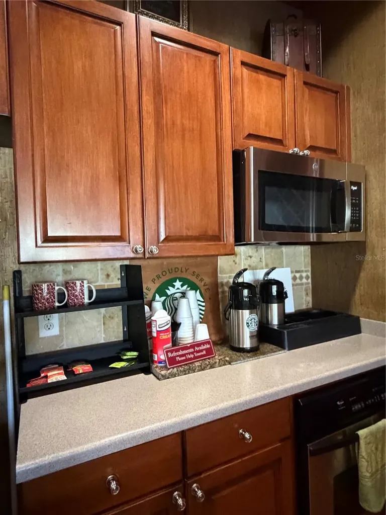 3621 Conroy Road Orlando FL 32839