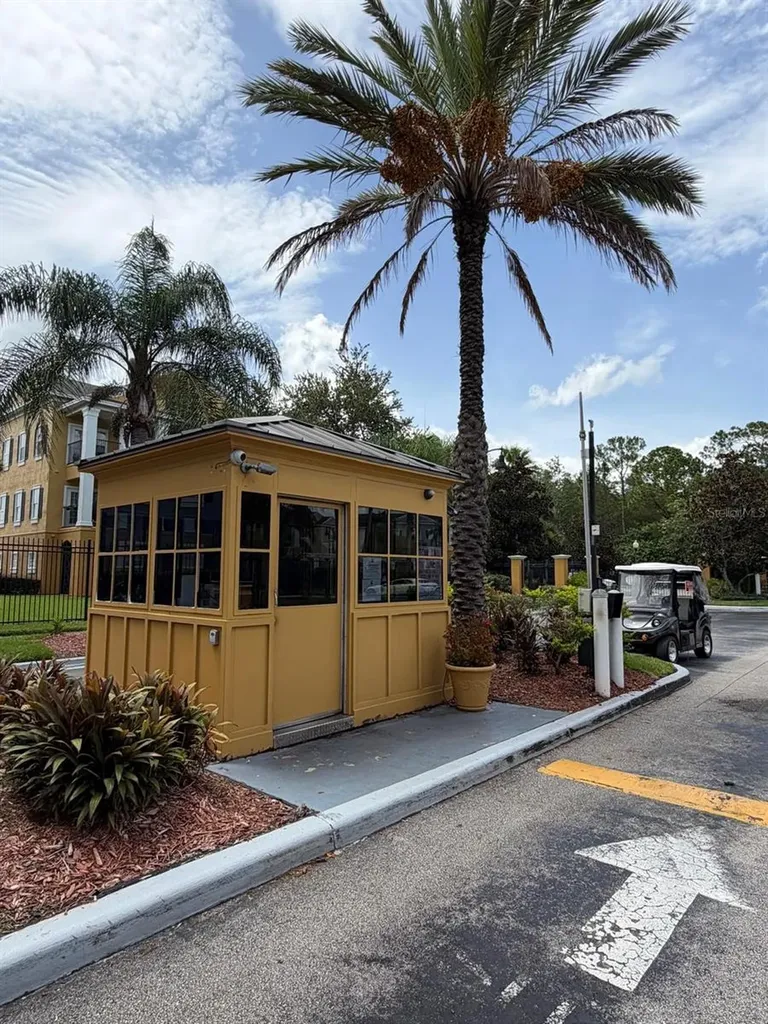 3621 Conroy Road Orlando FL 32839