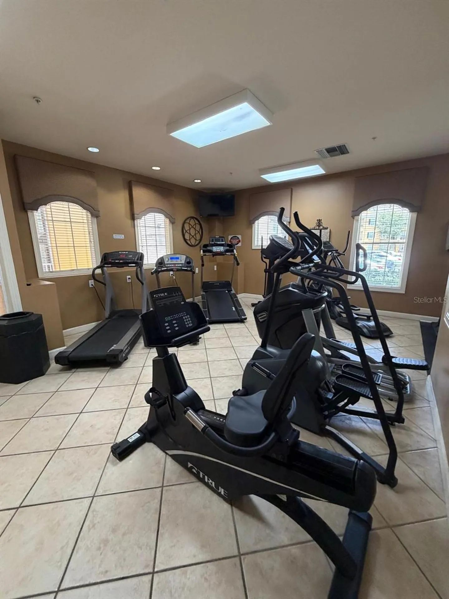 3621 Conroy Road Orlando FL 32839