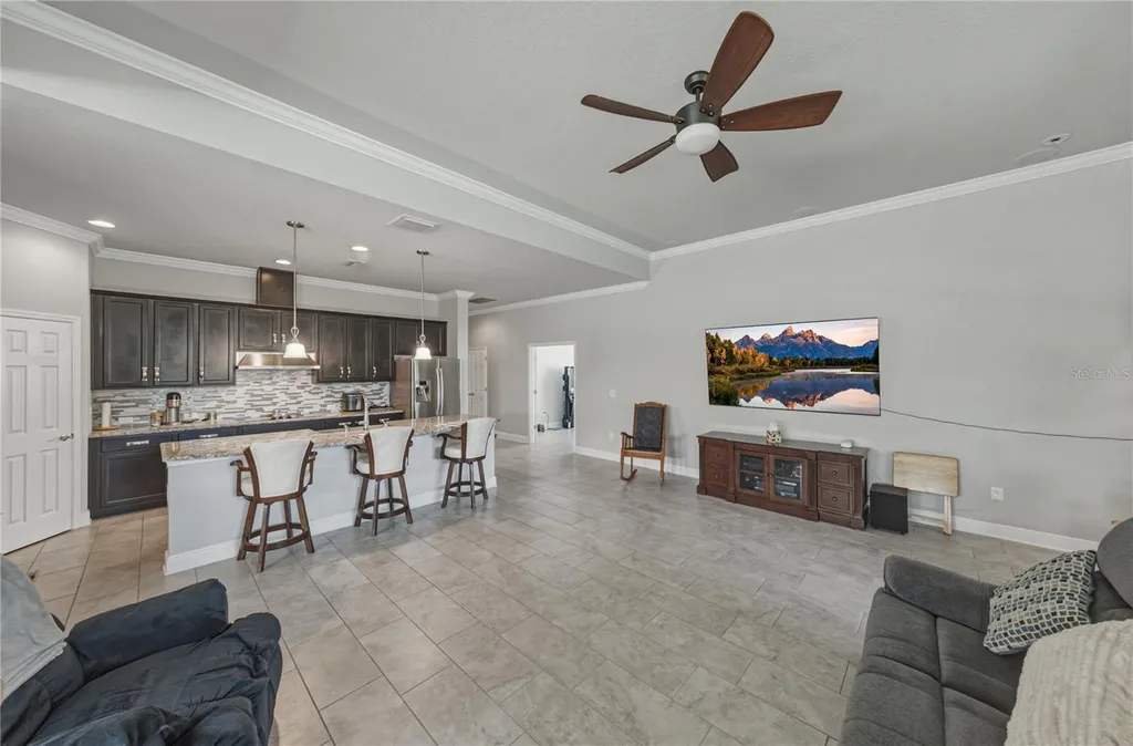 1017 Tracey Ann Loop Seffner FL 33584