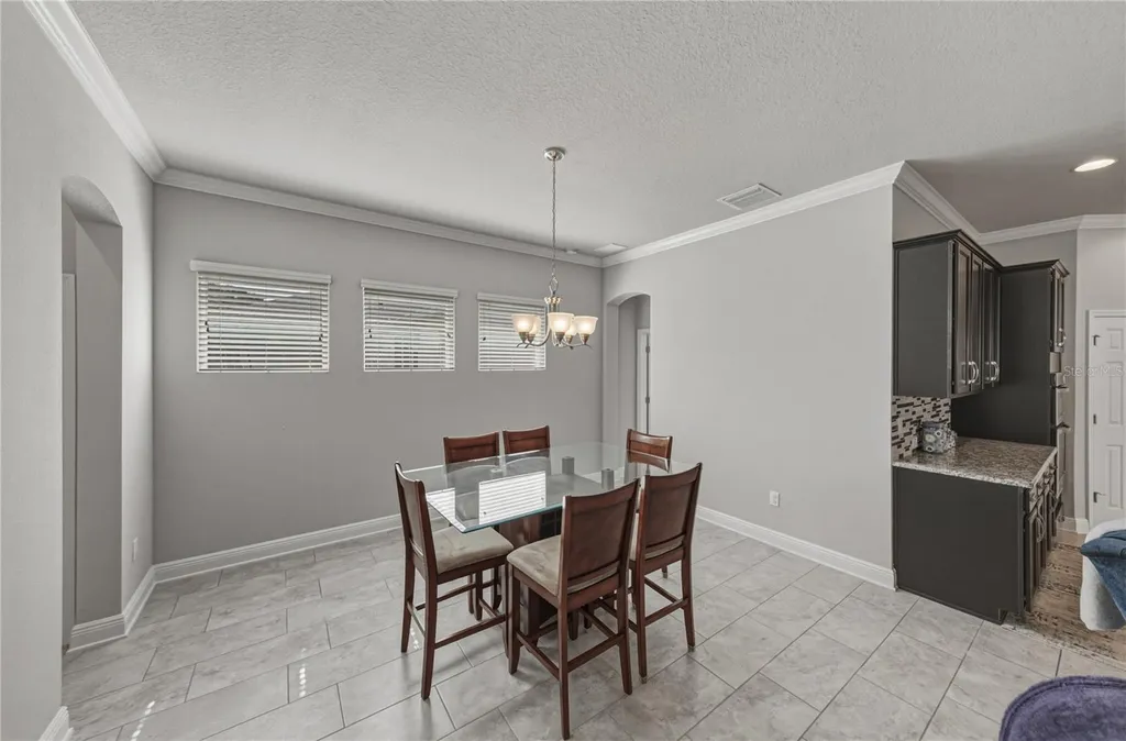 1017 Tracey Ann Loop Seffner FL 33584