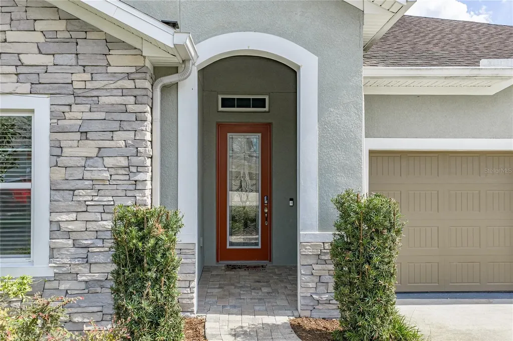 1017 Tracey Ann Loop Seffner FL 33584