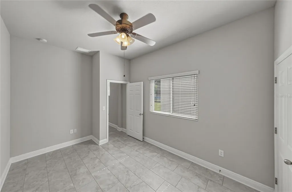 1017 Tracey Ann Loop Seffner FL 33584