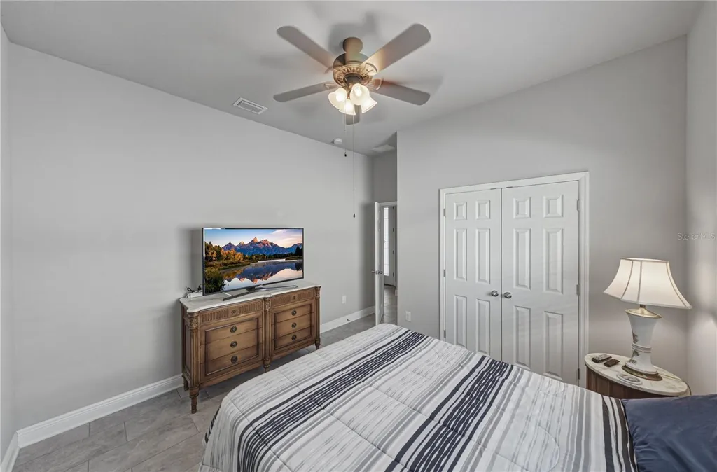 1017 Tracey Ann Loop Seffner FL 33584