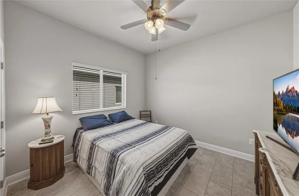 1017 Tracey Ann Loop Seffner FL 33584