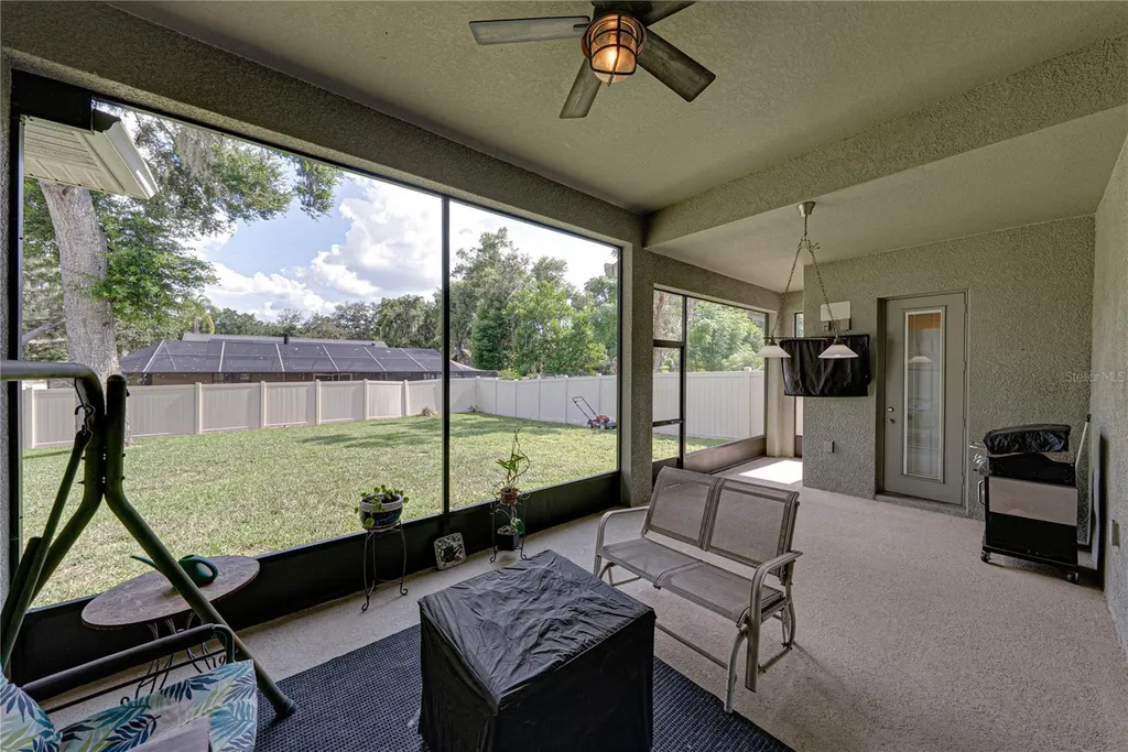 1017 Tracey Ann Loop Seffner FL 33584