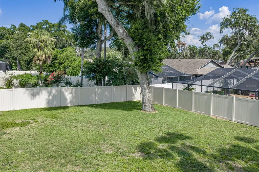 1017 Tracey Ann Loop Seffner FL 33584