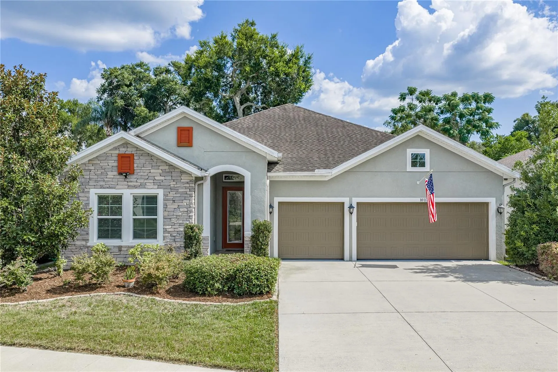 1017 Tracey Ann Loop Seffner FL 33584
