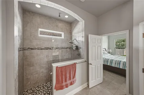 1017 Tracey Ann Loop Seffner FL 33584