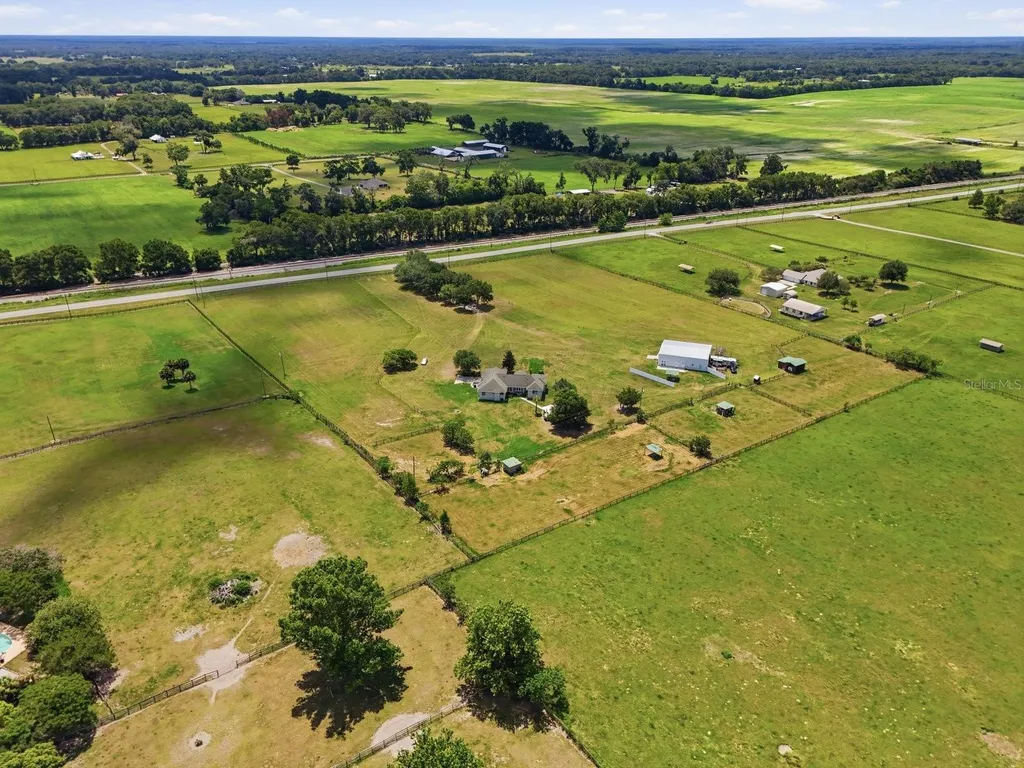 11748 NE Jacksonville Road Anthony FL 32617