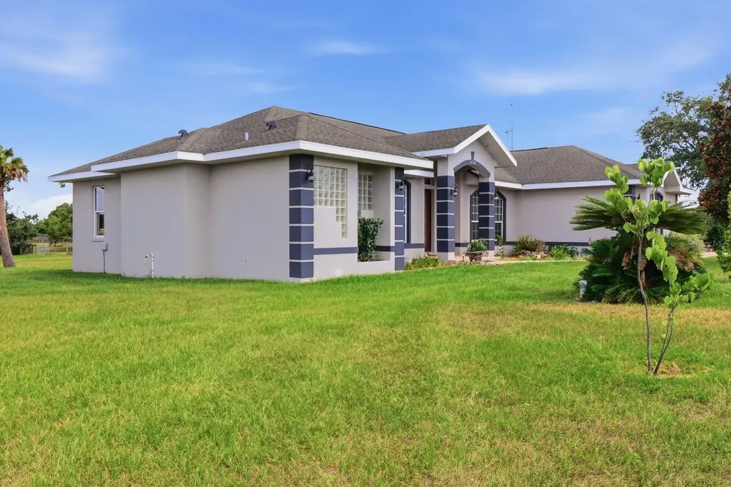 11748 NE Jacksonville Road Anthony FL 32617