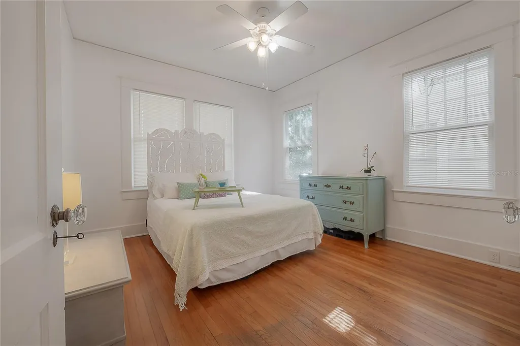 2808 W Aquilla Street Tampa FL 33629