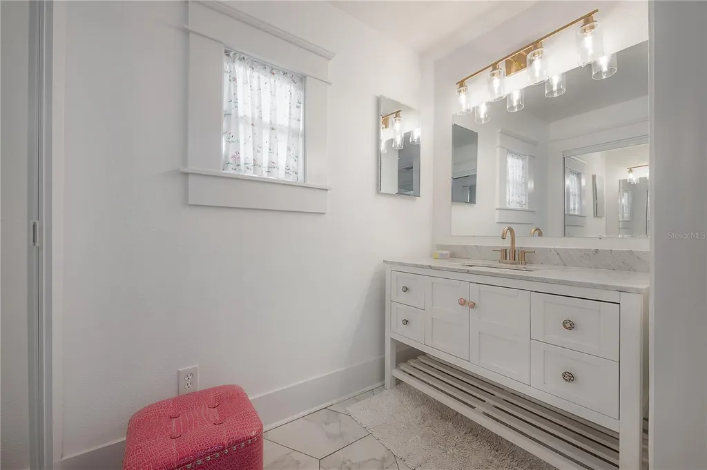 2808 W Aquilla Street Tampa FL 33629