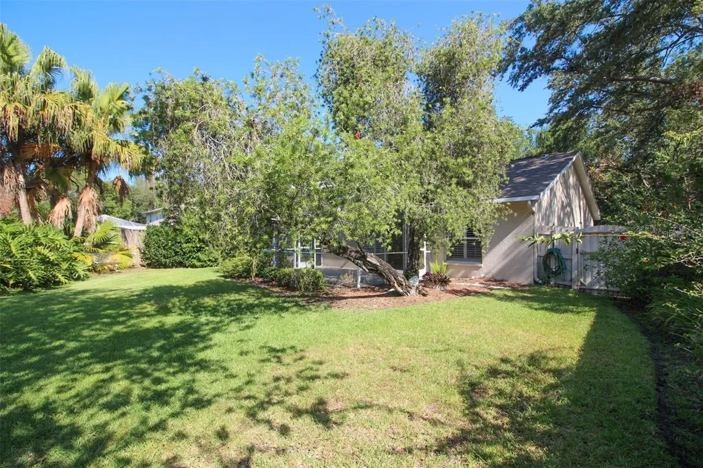 17765 Oak Bridge Street Tampa FL 33647