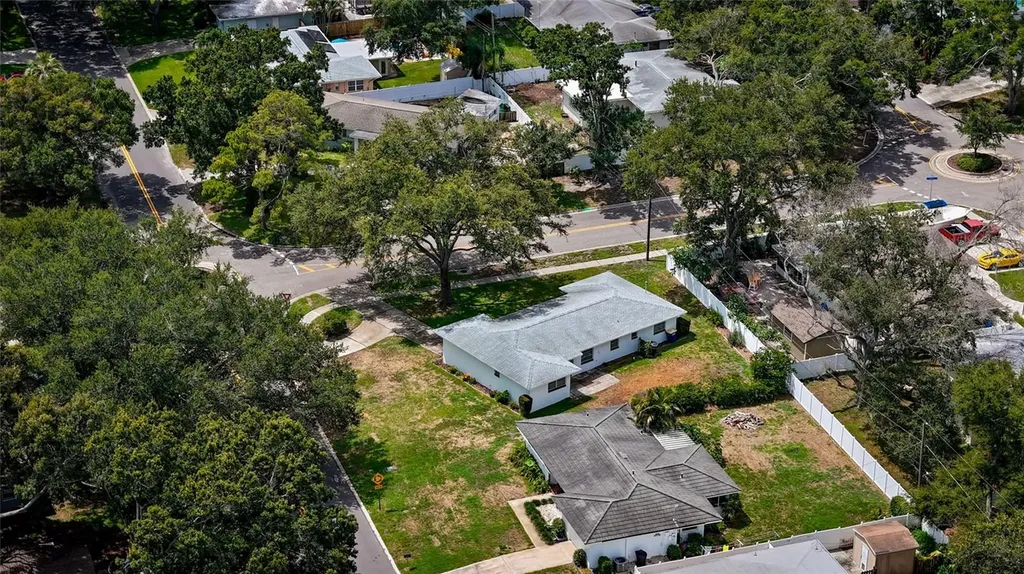 1326 St Thomas Drive Clearwater FL 33756