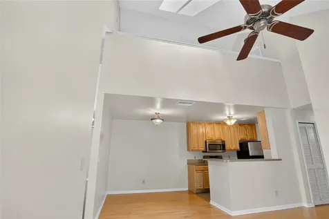 6088 Westgate Drive Orlando FL 32835