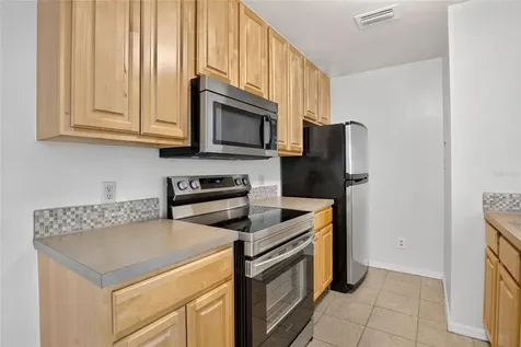 6088 Westgate Drive Orlando FL 32835