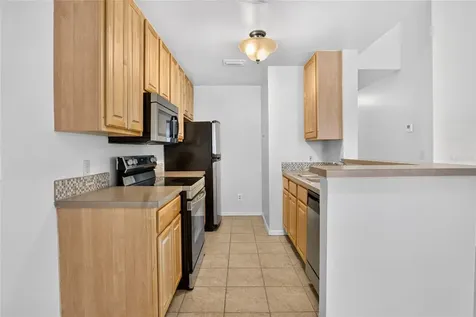 6088 Westgate Drive Orlando FL 32835