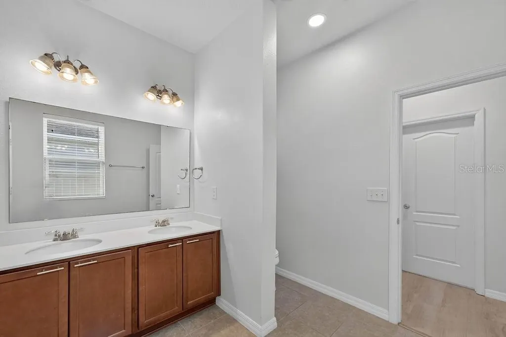 12141 Carson Drive Orlando FL 32824