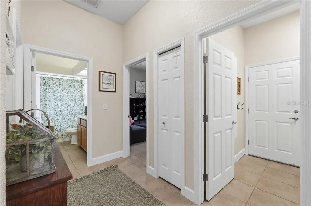 6767 Hillis Drive Lakeland FL 33813