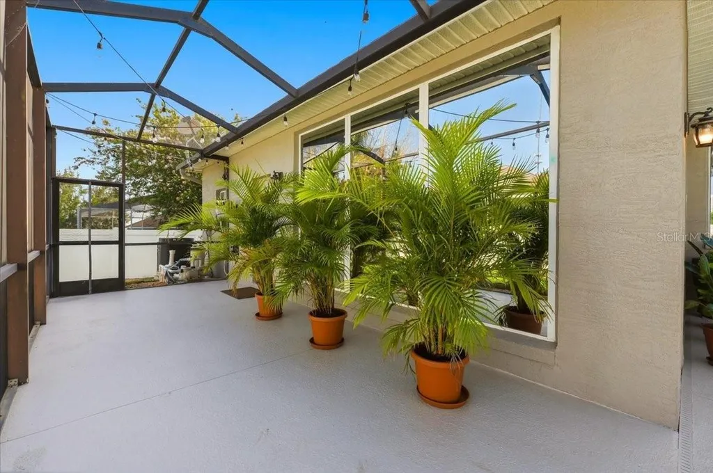6767 Hillis Drive Lakeland FL 33813