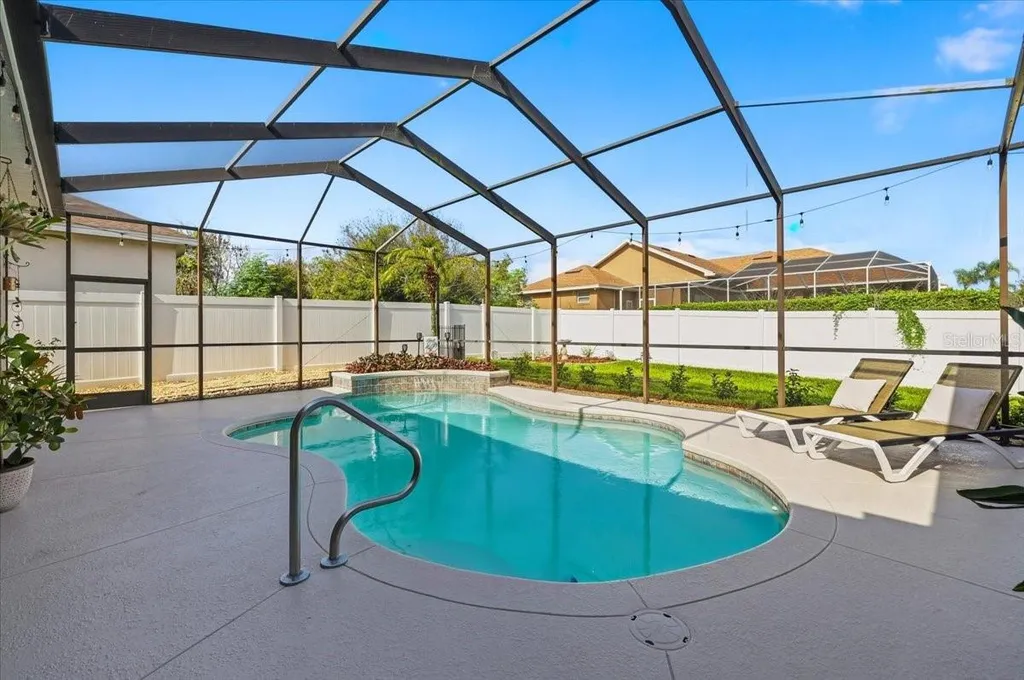 6767 Hillis Drive Lakeland FL 33813