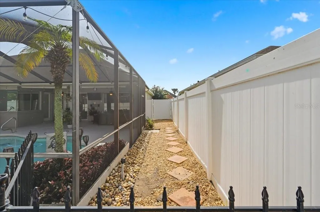 6767 Hillis Drive Lakeland FL 33813