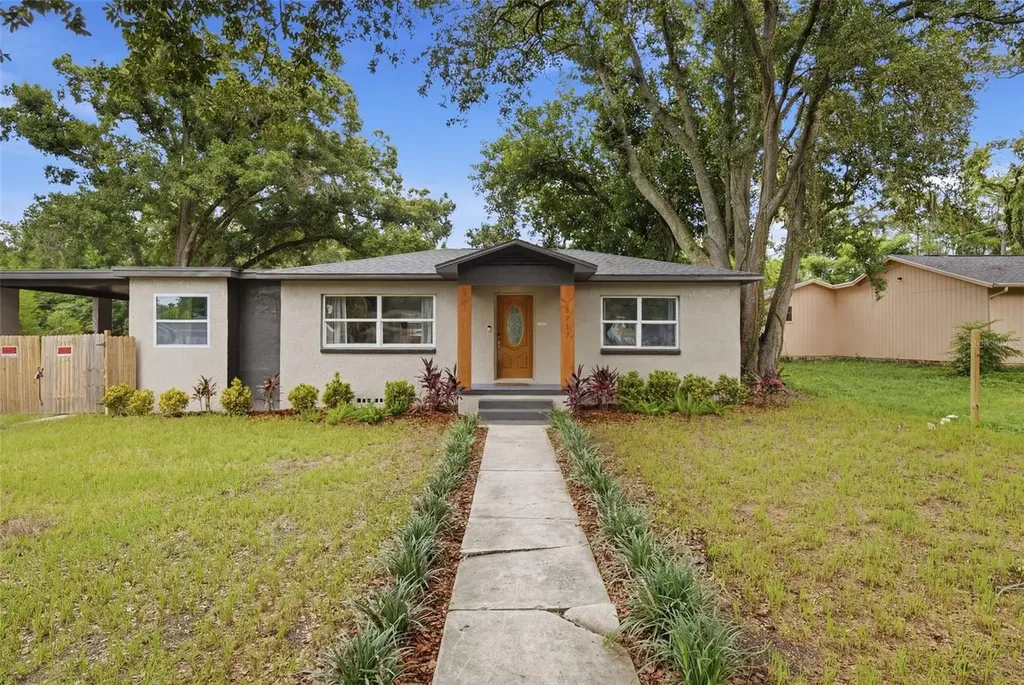 8719 N Temple Avenue Tampa FL 33617