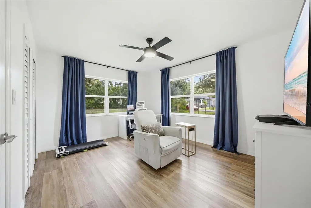 8719 N Temple Avenue Tampa FL 33617
