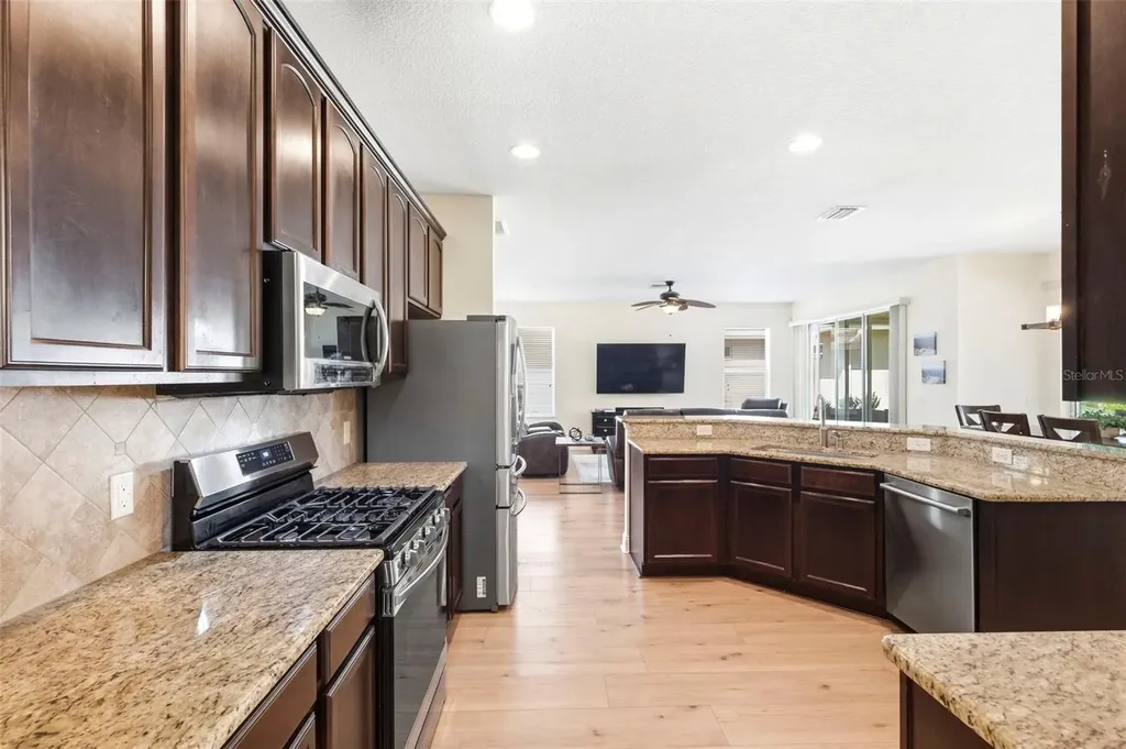 2734 Silvermoss Drive Wesley Chapel FL 33544