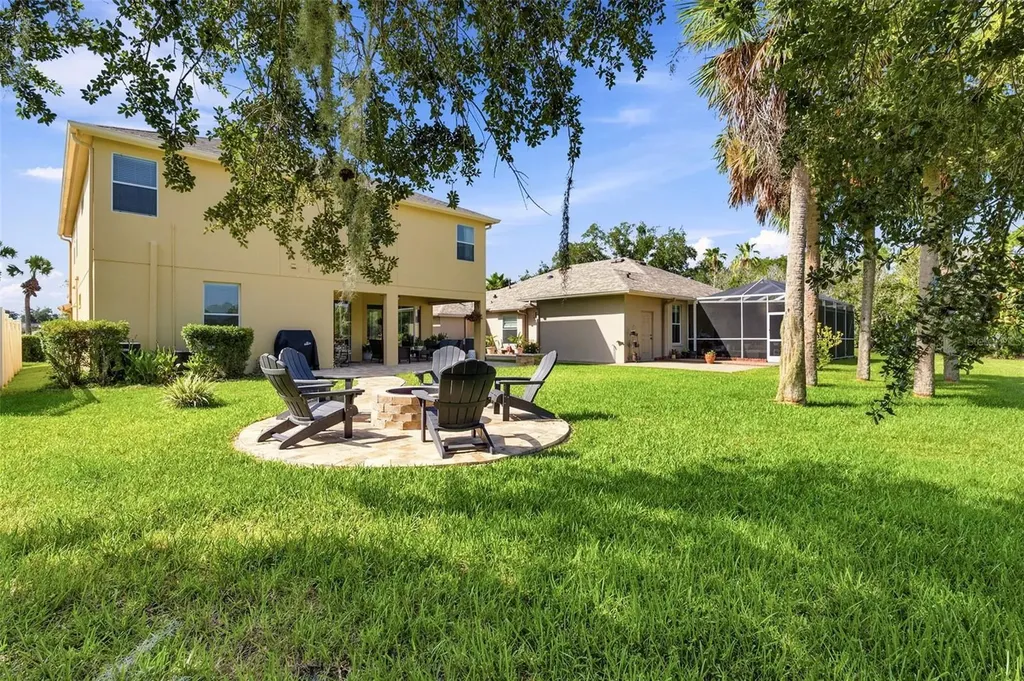 2734 Silvermoss Drive Wesley Chapel FL 33544