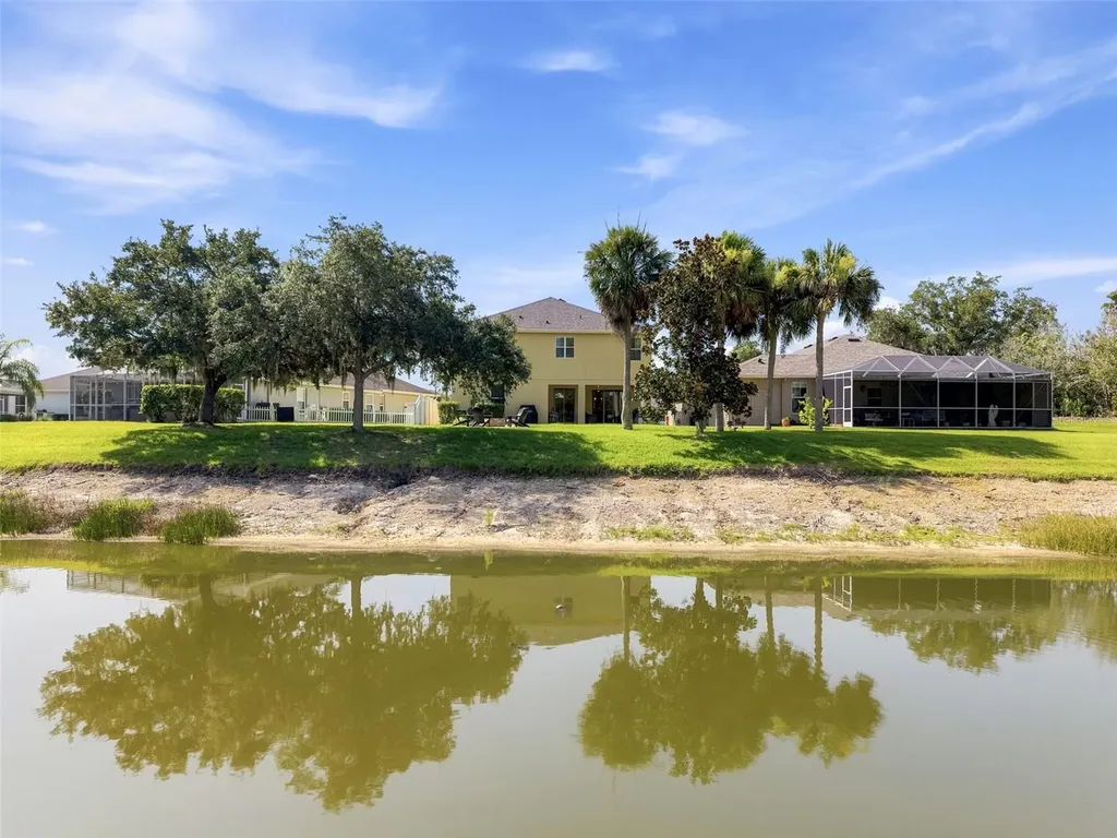 2734 Silvermoss Drive Wesley Chapel FL 33544
