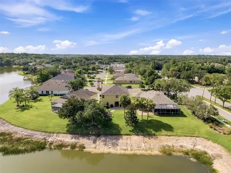 2734 Silvermoss Drive Wesley Chapel FL 33544