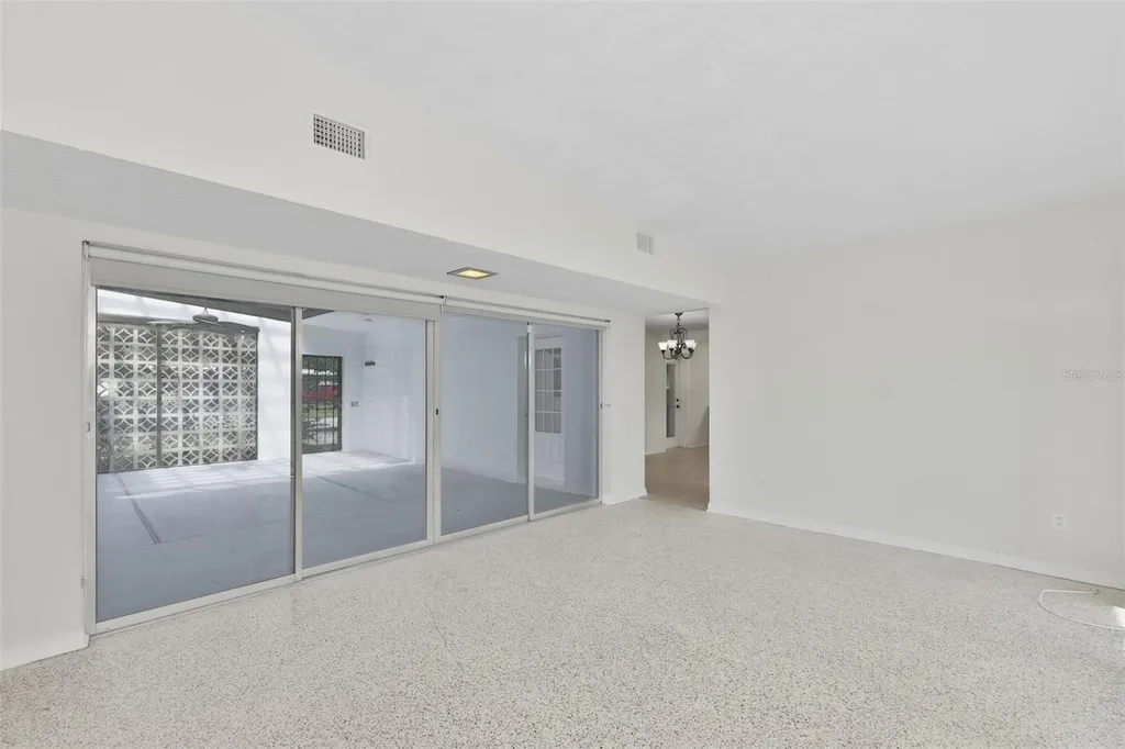 704 E River Drive Tampa FL 33617