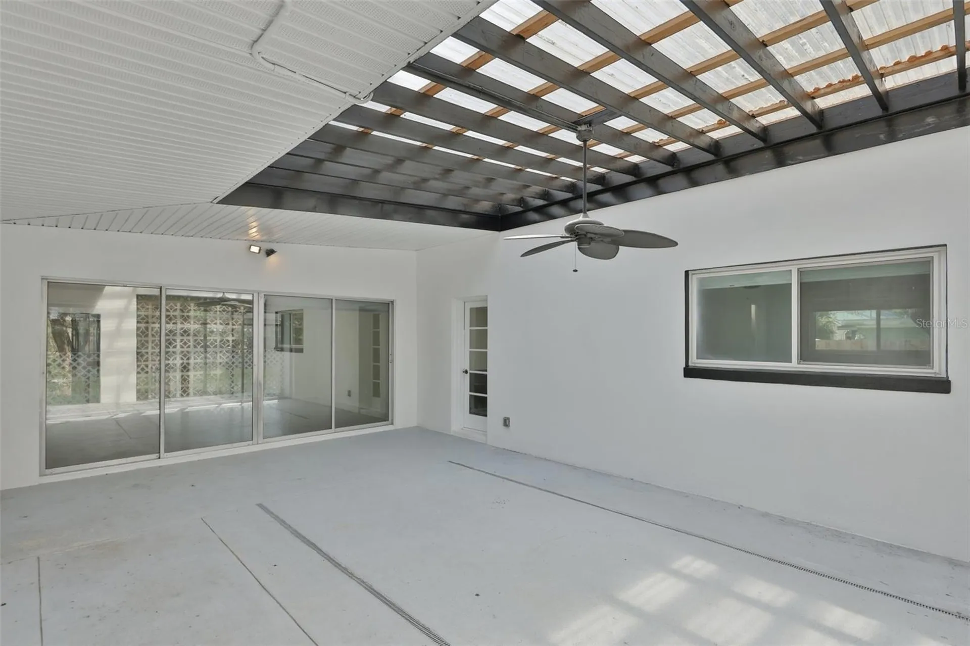 704 E River Drive Tampa FL 33617