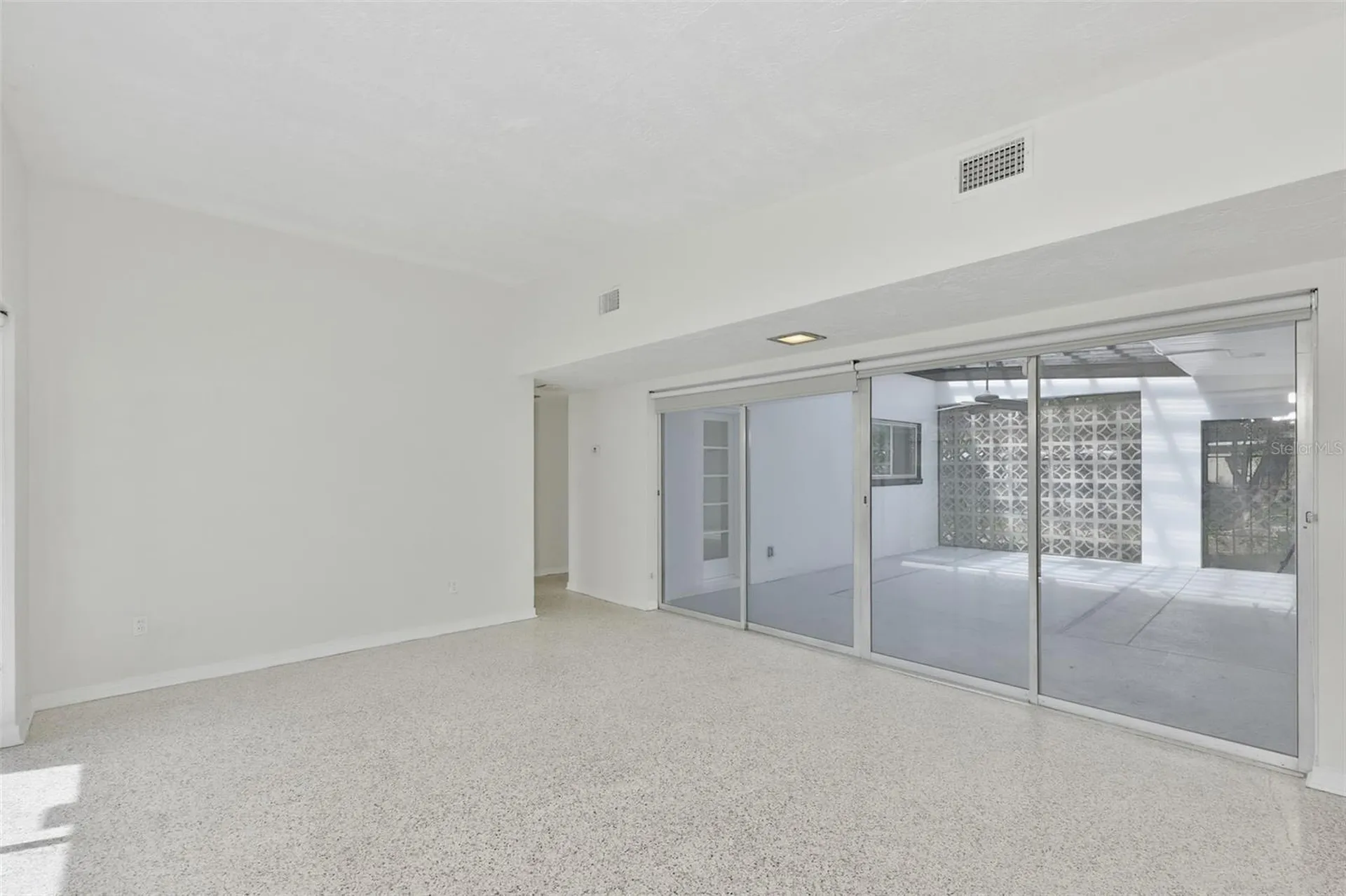 704 E River Drive Tampa FL 33617