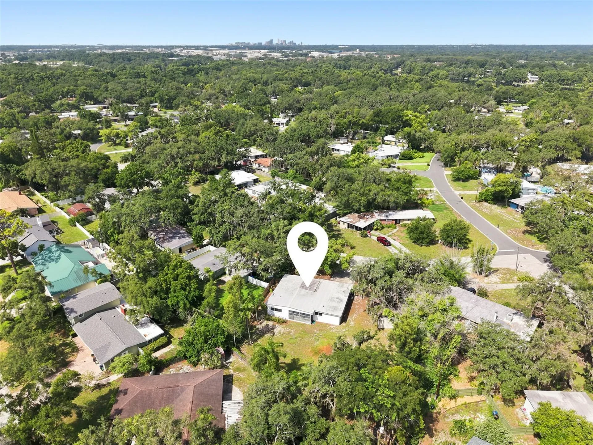 704 E River Drive Tampa FL 33617