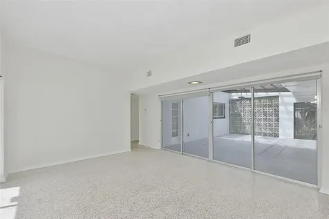 704 E River Drive Tampa FL 33617